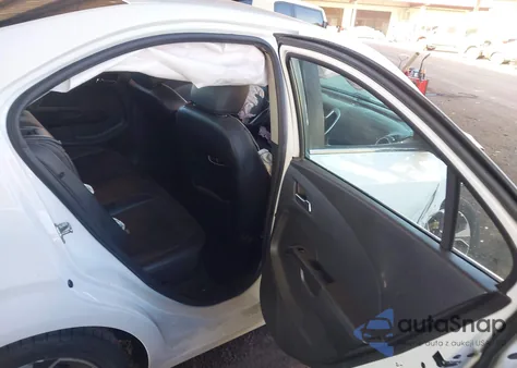 2020 Chevrolet Sonic Fwd Premier из США, поврежденный, VIN 1G1JF5SB4L4114765